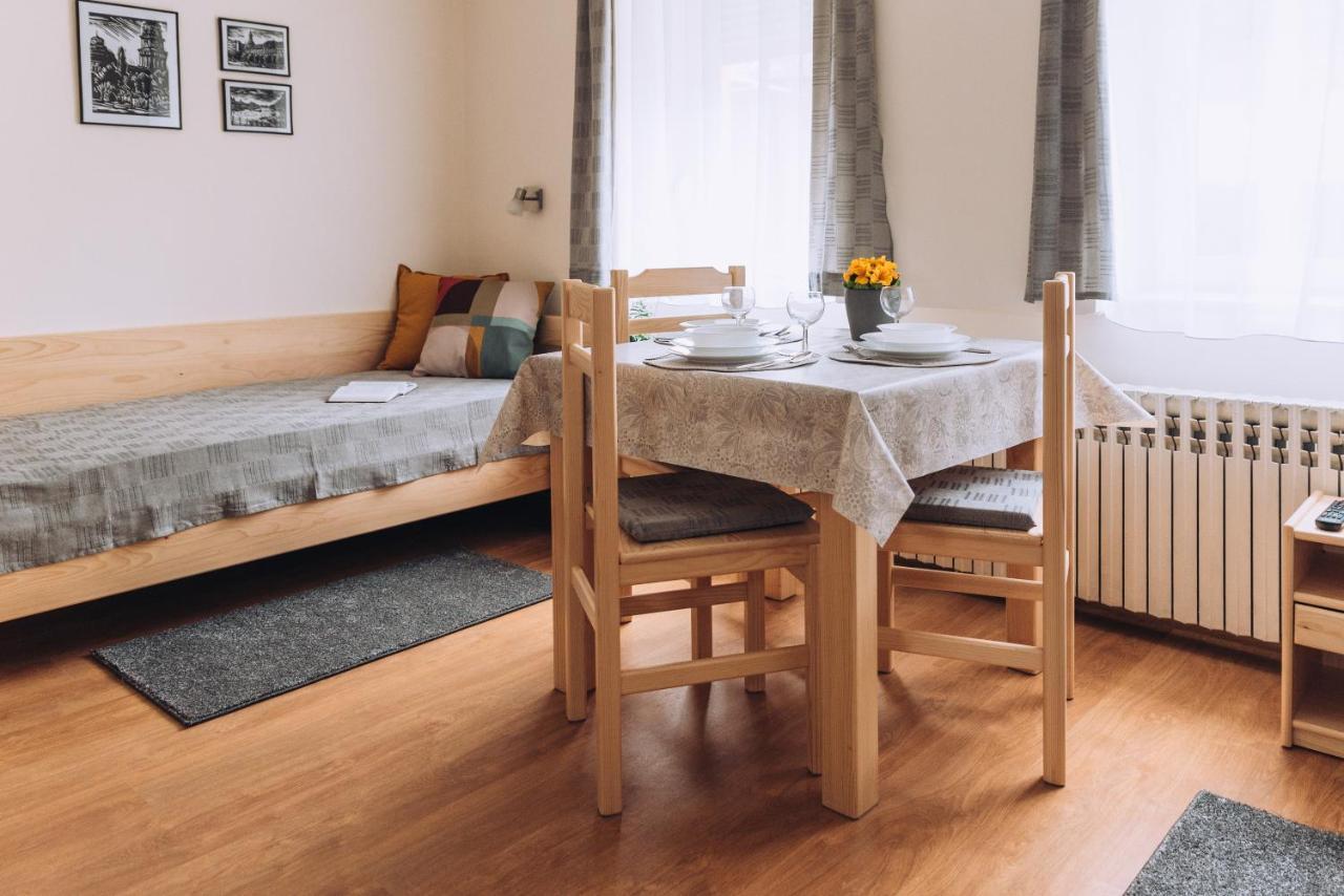 Apartman Ady 6 Senta Luaran gambar