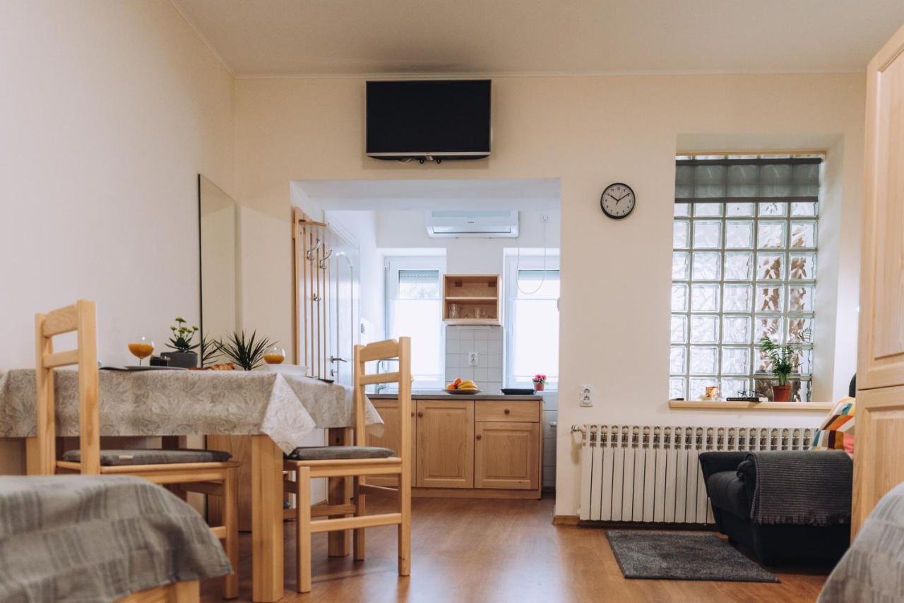 Apartman Ady 6 Senta Luaran gambar